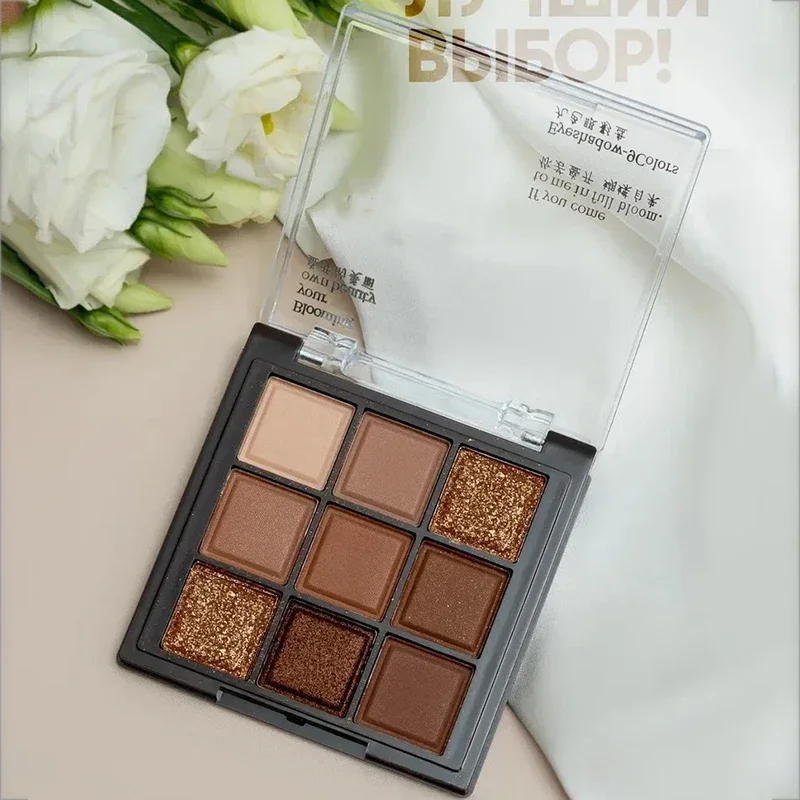 Chocolate Eyeshadow Palette 9  – Merit Beauty Makeup Bewertung und Preis
